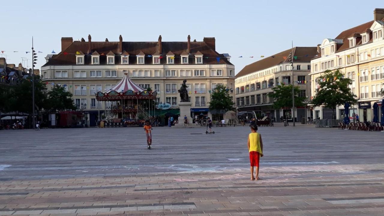 Apartament Flozed Beauvais Zewnętrze zdjęcie